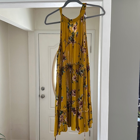 Xhilaration Dresses & Skirts - Juniors Floral Dress